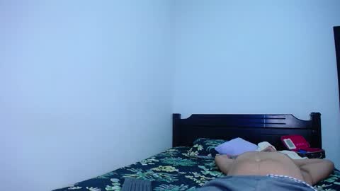 Snapshot of oliver_and_megan chatting on 22, 12, 2025 Oliver and MeganIndependent online show from 22, 12, 2025