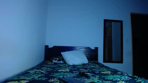 Snapshot of oliver_and_megan chatting on 21, 2, 2026 Oliver and MeganIndependent online show from 21, 2, 2026