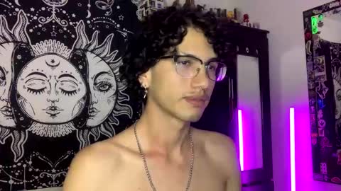 Oliver fast online show from 16, 12, 2025