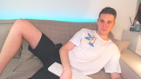 Snapshot of oliver_hort chatting on 26, 1, 2025 Oliver online show from 26, 1, 2025