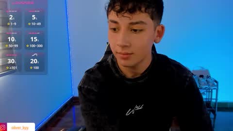 oliveeer online show from 20, 9, 2025