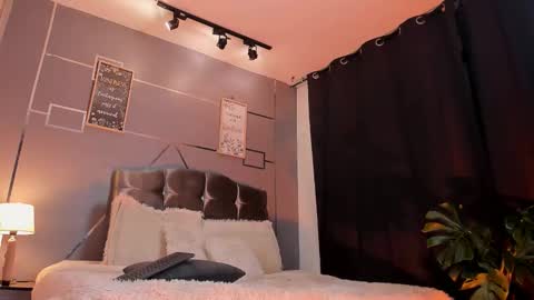 oliver mr  online show from 11, 11, 2025