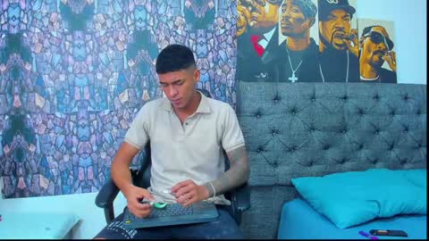 oliver_smith_2 online show from 29, 12, 2024