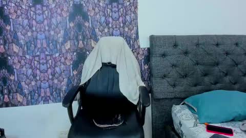 oliver_smith_2 online show from 23, 2, 2025