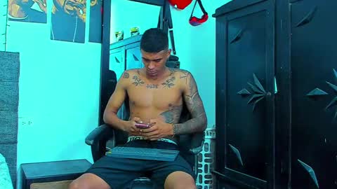 oliver_smith_2 online show from 23, 11, 2025