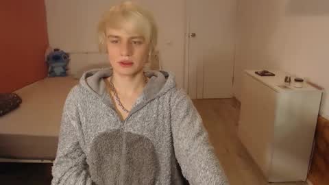 Oliver online show from 12, 1, 2026