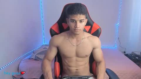 Snapshot of oliver_thompsson chatting on 1, 12, 2024 oliver thompsson online show from 1, 12, 2024