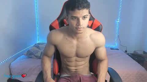 Snapshot of oliver_thompsson chatting on 3, 12, 2024 oliver thompsson online show from 3, 12, 2024