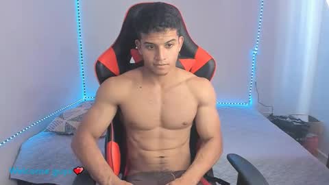 Snapshot of oliver_thompsson chatting on 9, 12, 2024 oliver thompsson online show from 9, 12, 2024