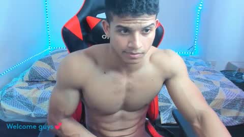 Snapshot of oliver_thompsson chatting on 2, 1, 2025 oliver thompsson online show from 2, 1, 2025