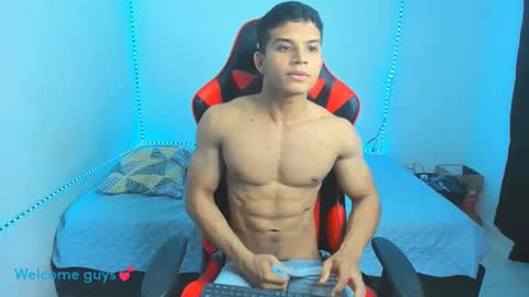 Snapshot of oliver_thompsson chatting on 3, 2, 2025 oliver thompsson online show from 3, 2, 2025