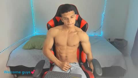 Snapshot of oliver_thompsson chatting on 12, 1, 2026 oliver thompsson online show from 12, 1, 2026