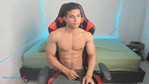 Snapshot of oliver_thompsson chatting on 7, 2, 2026 oliver thompsson online show from 7, 2, 2026