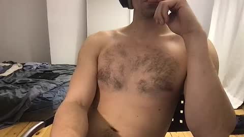 Snapshot of oliverbisbis1 chatting on 14, 10, 2025 oliverbisbis1 online show from 14, 10, 2025