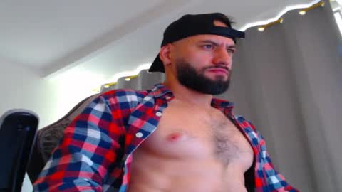 oliver online show from 8, 11, 2025