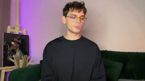 Snapshot of oliverlawrence chatting on 27, 6, 2026 oliverlawrence online show from 27, 6, 2026