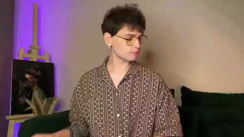 Snapshot of oliverlawrence chatting on 5, 7, 2026 oliverlawrence online show from 5, 7, 2026