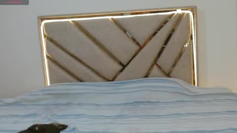 Snapshot of oliversaint__ chatting on 22, 3, 2026 oliver saint online show from 22, 3, 2026