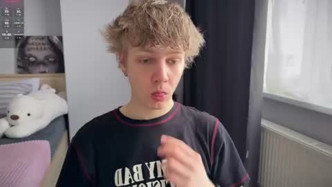 Snapshot of olivertasty chatting on 26, 6, 2026 oliver online show from 26, 6, 2026