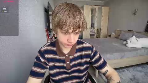Snapshot of olivertasty chatting on 19, 7, 2026 oliver online show from 19, 7, 2026