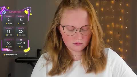 Snapshot of olivia_date chatting on 16, 10, 2025 Olivia Date online show from 16, 10, 2025