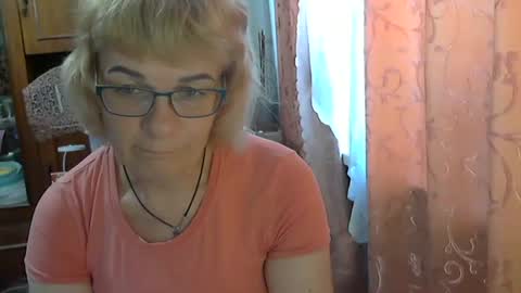 Snapshot of olivia_mia25 chatting on 5, 6, 2026 Olivia Mia online show from 5, 6, 2026