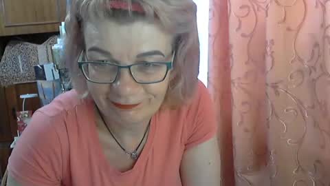 Olivia Mia online show from 29, 6, 2026