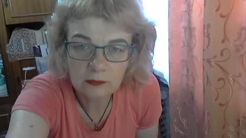 Olivia Mia online show from 30, 6, 2026