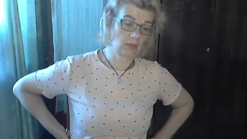 Olivia Mia online show from 2, 7, 2026