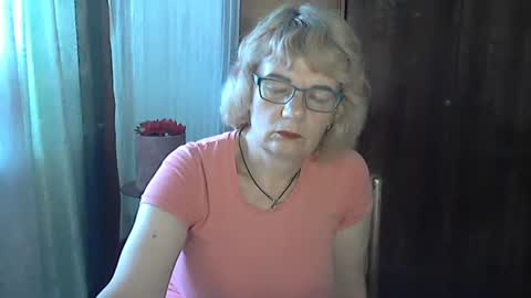 Olivia Mia online show from 3, 7, 2026