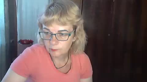 Olivia Mia online show from 14, 7, 2026