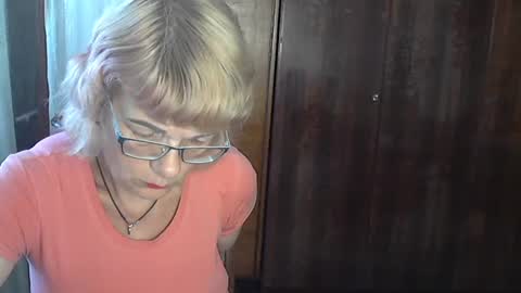 Olivia Mia online show from 26, 7, 2026