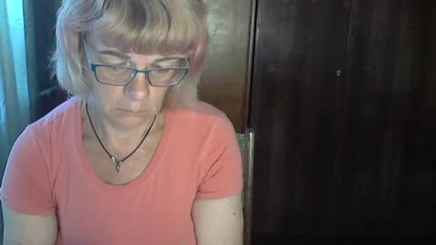 Olivia Mia online show from 3, 8, 2026