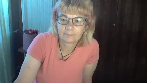 Olivia Mia online show from 3, 8, 2026