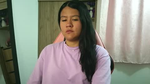 Olivia online show from 25, 11, 2025