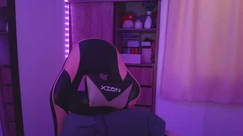Snapshot of olivia_watson_ chatting on 8, 7, 2026 Olivia online show from 8, 7, 2026
