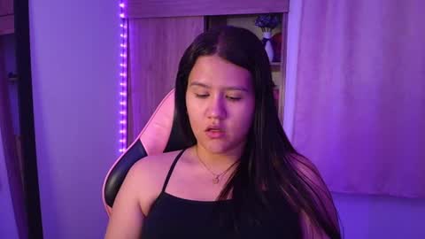 Snapshot of olivia_watson_ chatting on 5, 8, 2026 Olivia online show from 5, 8, 2026