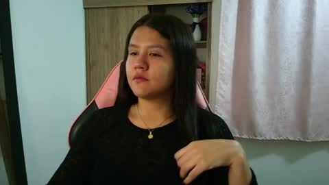 Snapshot of olivia_watson_ chatting on 6, 8, 2026 Olivia online show from 6, 8, 2026