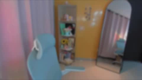 Snapshot of olivia_xd_ chatting on 21, 10, 2025 Olivia online show from 21, 10, 2025