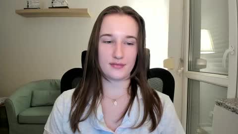 Oliwiaa2004 online show from 11, 12, 2024