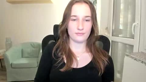 Oliwiaa2004 online show from 28, 12, 2024