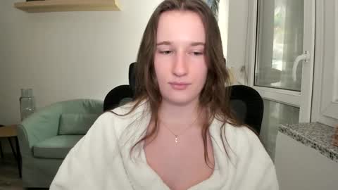 Oliwiaa2004 online show from 26, 1, 2025