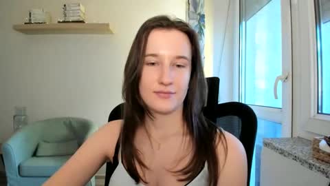 Oliwiaa2004 online show from 30, 1, 2025