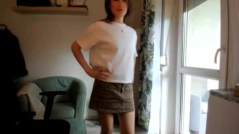 Snapshot of oliviaaa2003 chatting on 8, 6, 2026 Oliwiaa2004 online show from 8, 6, 2026