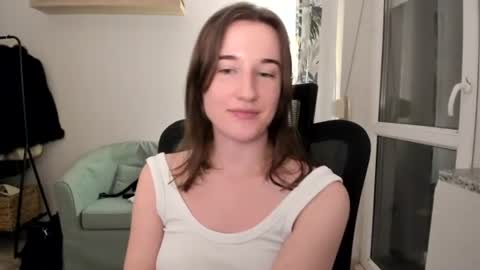 Snapshot of oliviaaa2003 chatting on 26, 7, 2026 Oliwiaa2004 online show from 26, 7, 2026