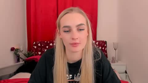 Snapshot of oliviahappy chatting on 20, 2, 2025 oliviaBeauty online show from 20, 2, 2025