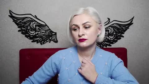 OliviaHorst online show from 8, 2, 2025