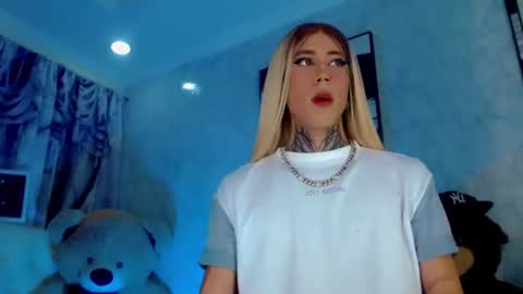 oliviahot01 online show from 1, 7, 2026