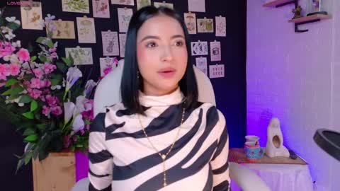 Olivia Mcneill  online show from 20, 1, 2025