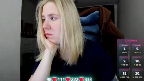 Snapshot of oliviamunk chatting on 27, 6, 2026 . online show from 27, 6, 2026